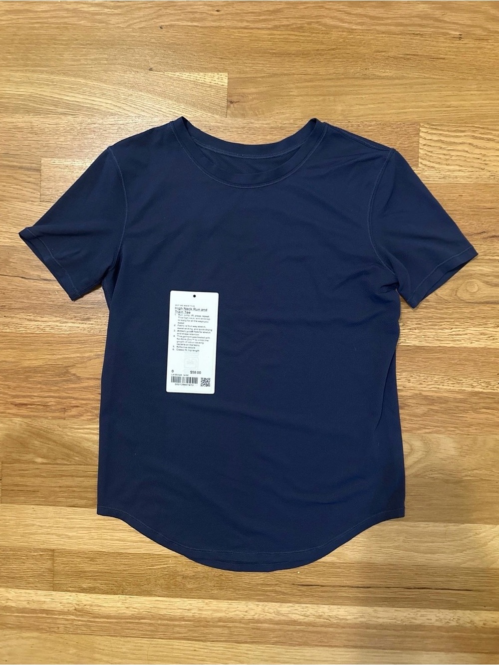 Lululemon High Neck Run and Train Tee Athletic Tee-Woman’s size 0-Blue Nile